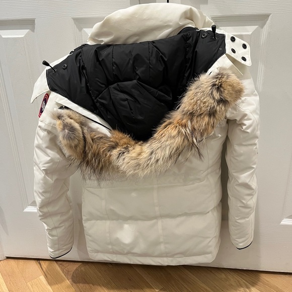 Canada Goose White Down Coat - Picture 5 of 5